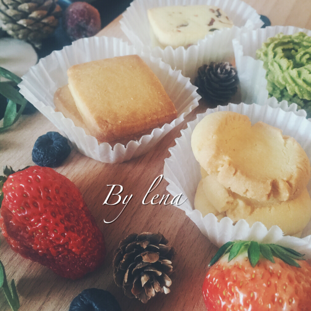 多种口味曲奇（香草、巧克力、抹茶）