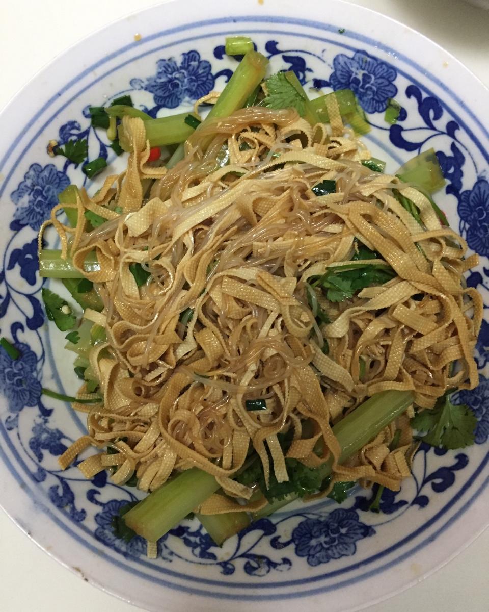 凉拌豆腐皮