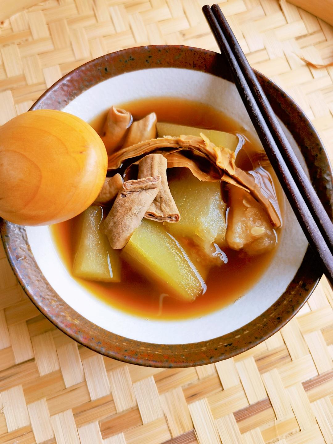 土豆的万能吃法😋土豆午餐肉炒饭～～