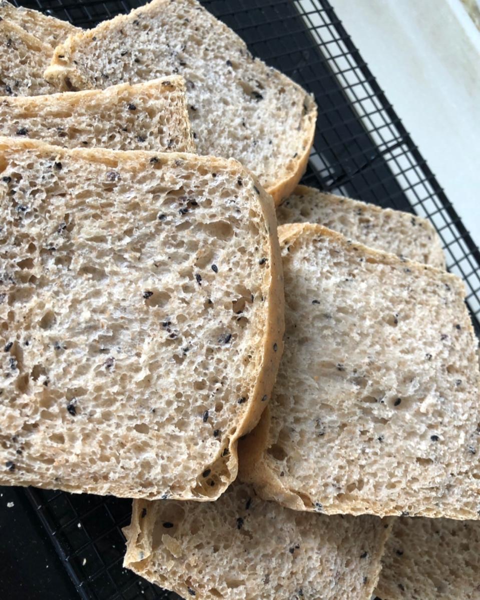 黑芝麻全麦吐司 100%纯全麦