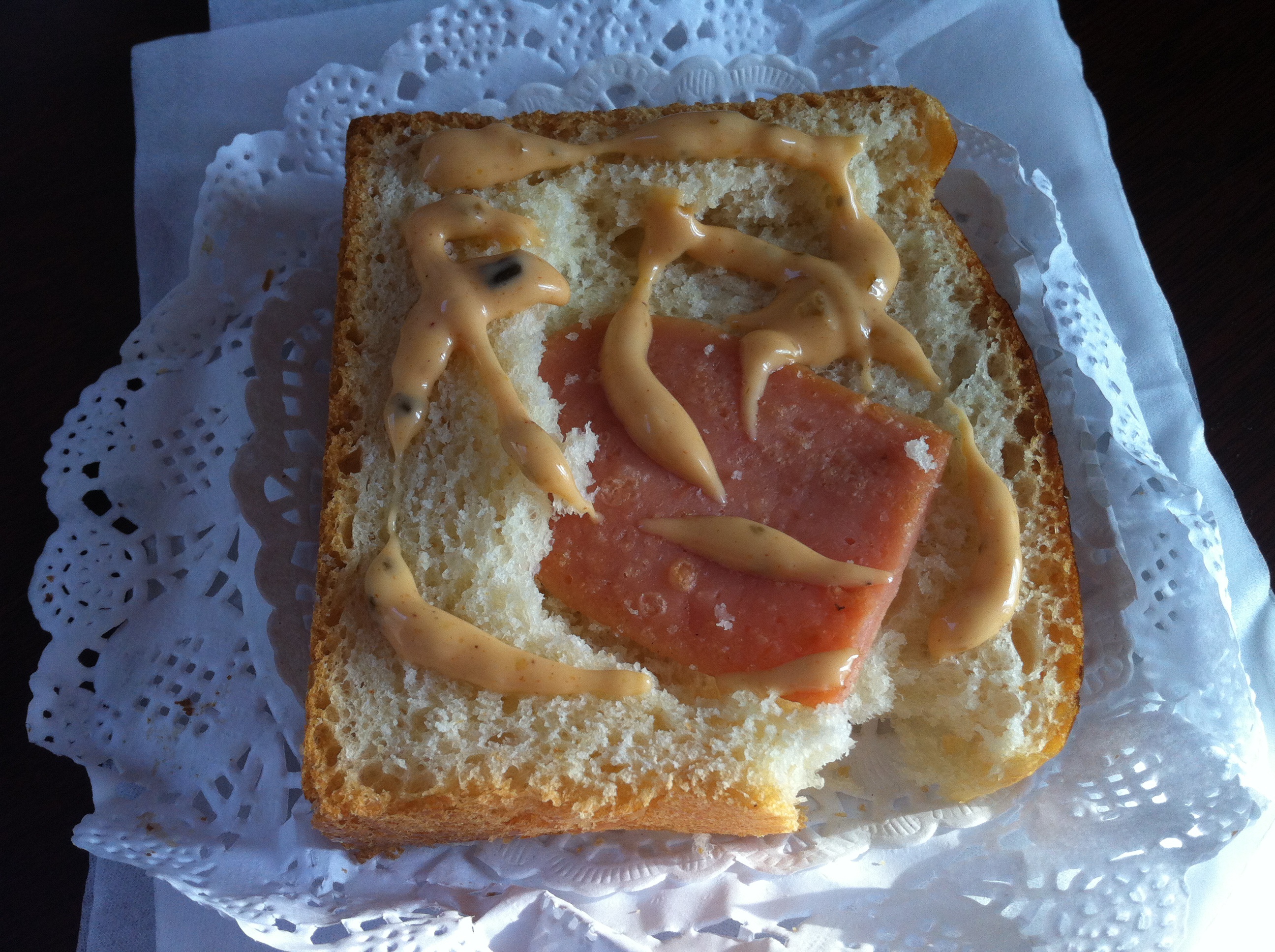 沙拉酱烤土司片