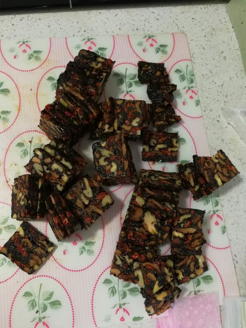阿胶固元膏