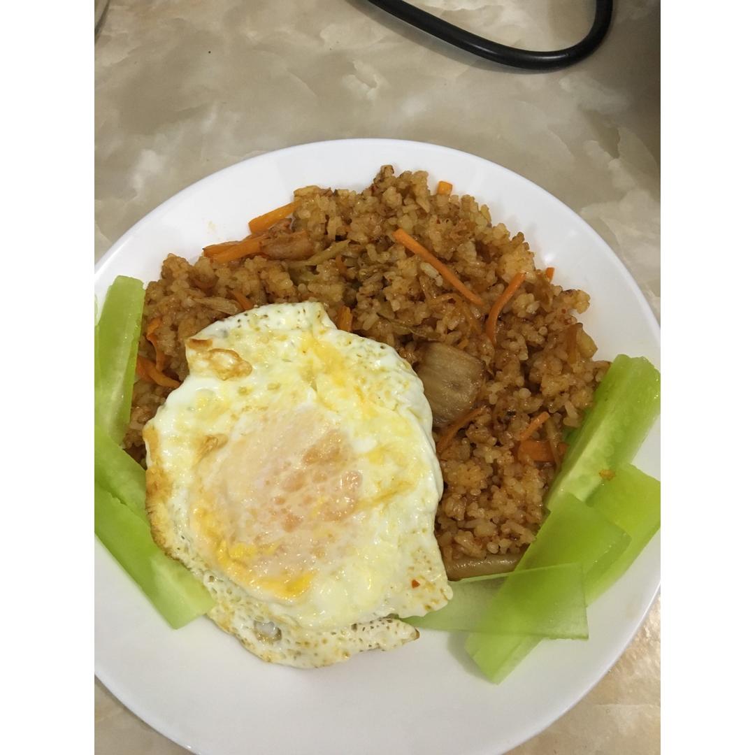 辣白菜炒饭
