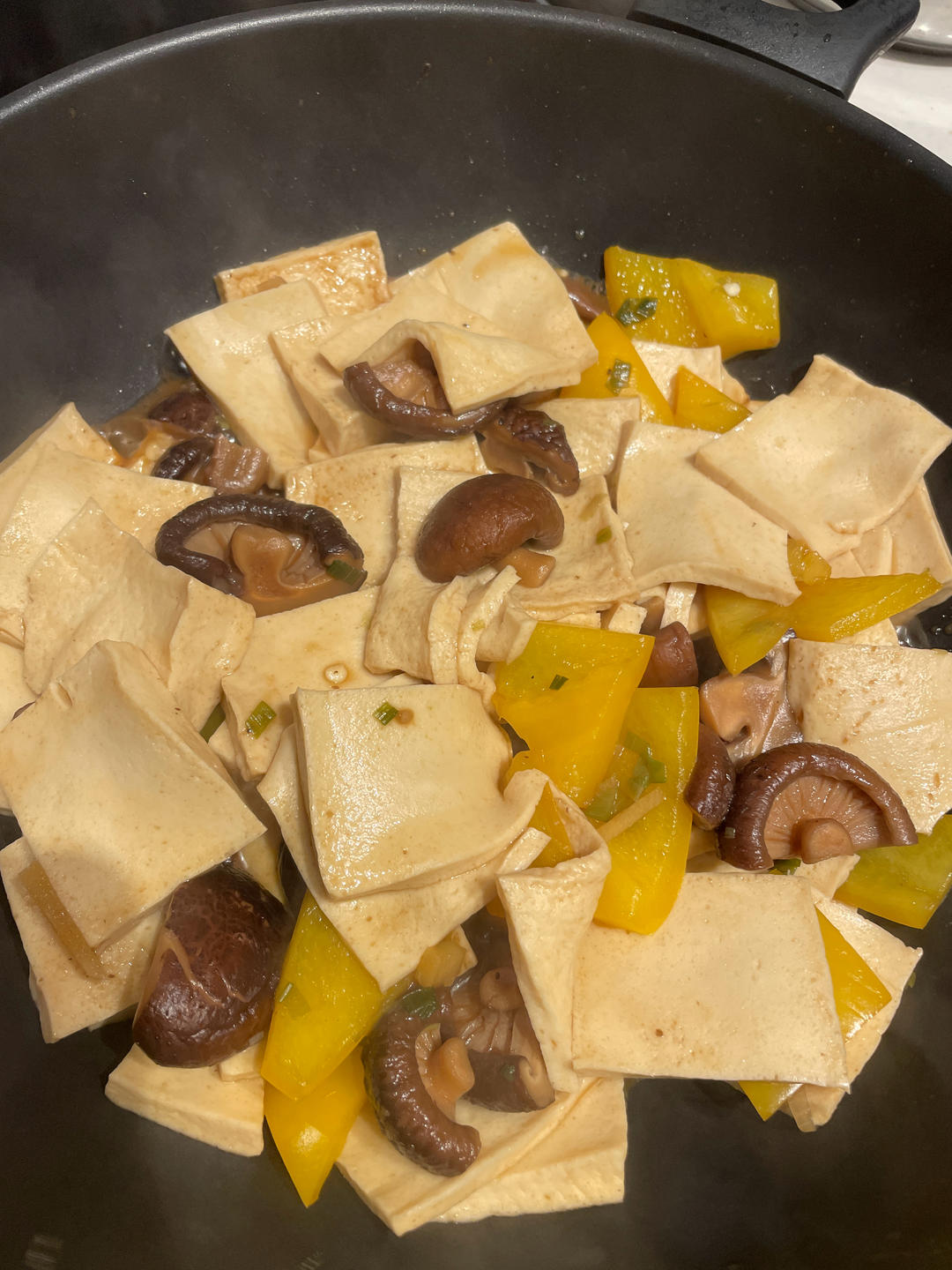 香菇豆腐煲