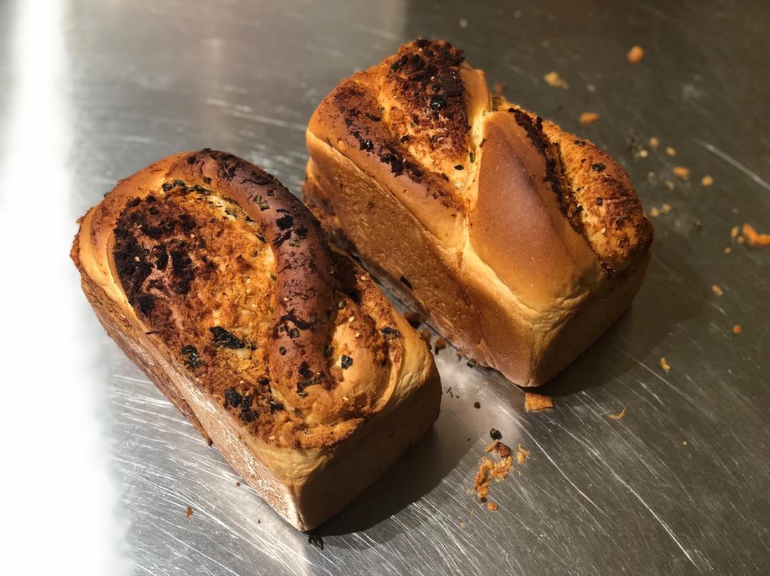 香葱肉松手撕吐司