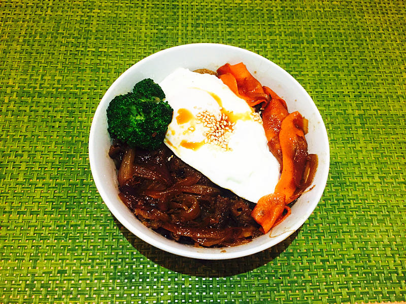 日式（活火山）温泉蛋牛肉饭