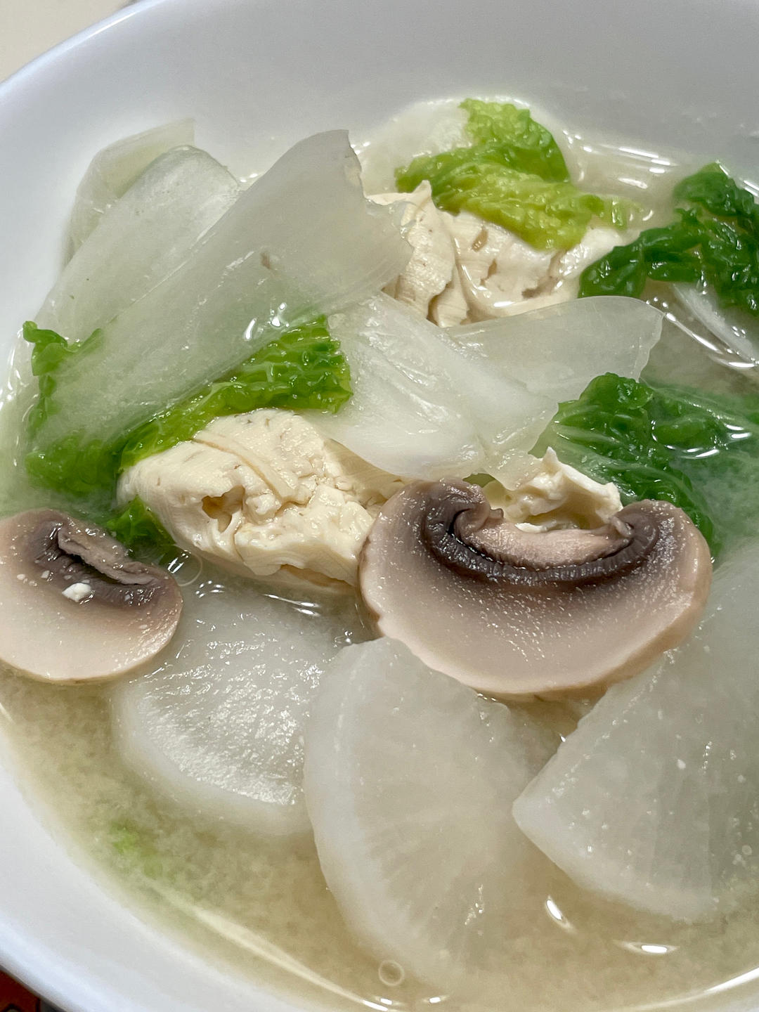 味噌萝卜暖身汤