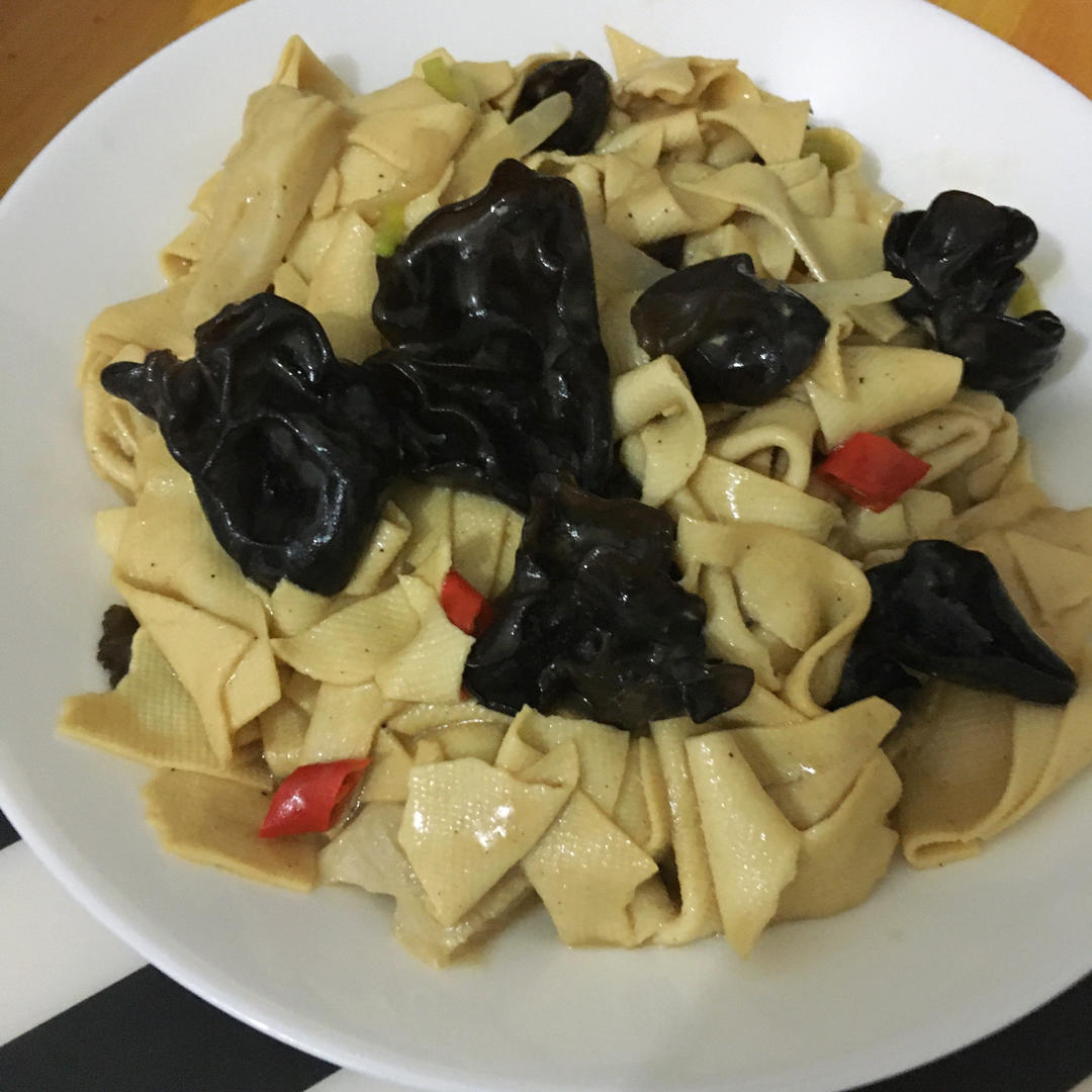 素炒豆腐皮