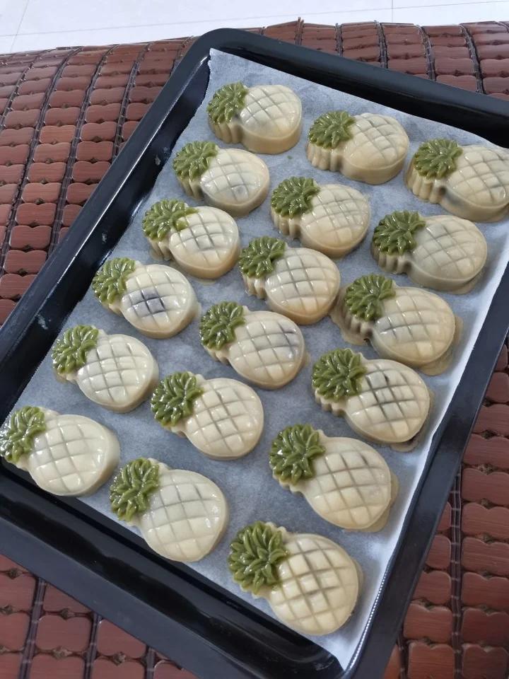 广式月饼通用饼皮（内附凤梨小菠萝🍍月饼的详细做法）