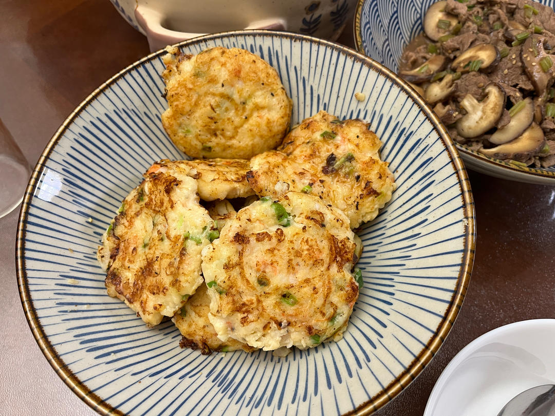 超受小朋友欢迎，新手都能做惊艳的马蹄虾饼