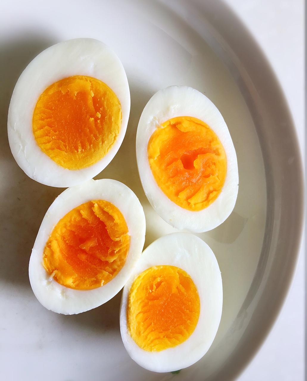 叮丁丁新家做的超级嫩的白煮蛋