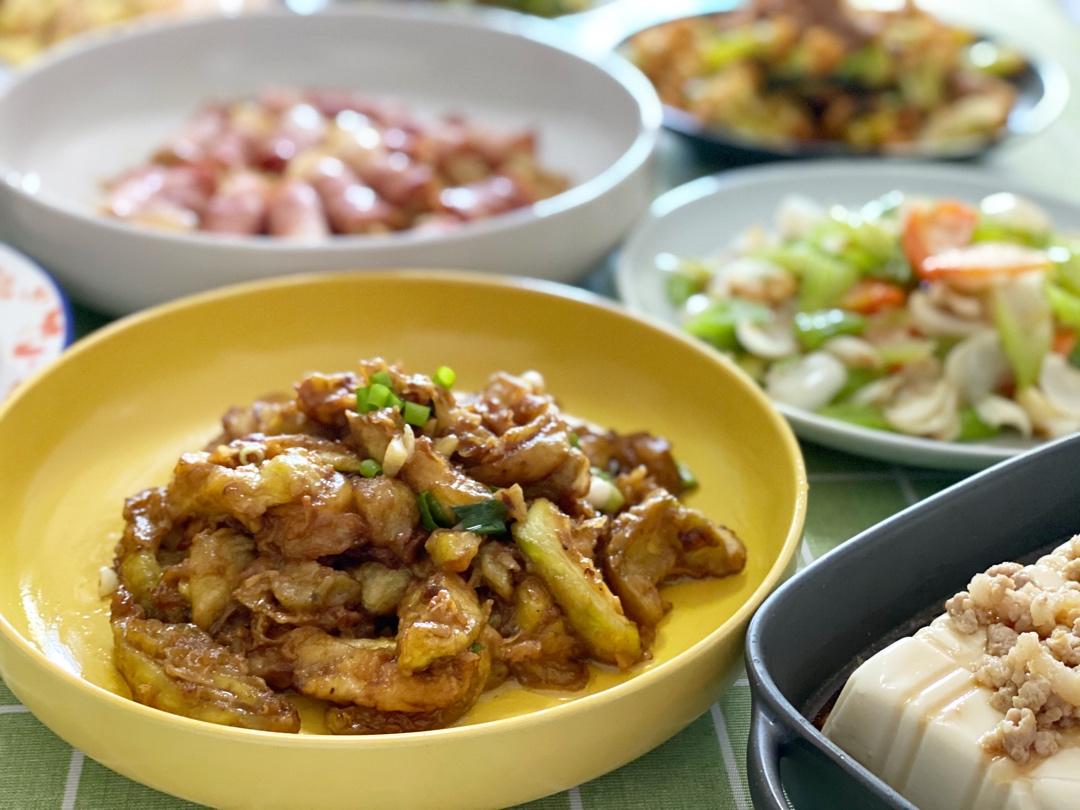 开胃下饭菜！巨简单的家常鱼香茄子煲