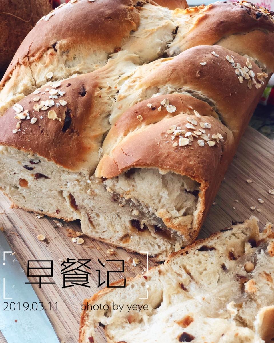 料多多红枣吐司