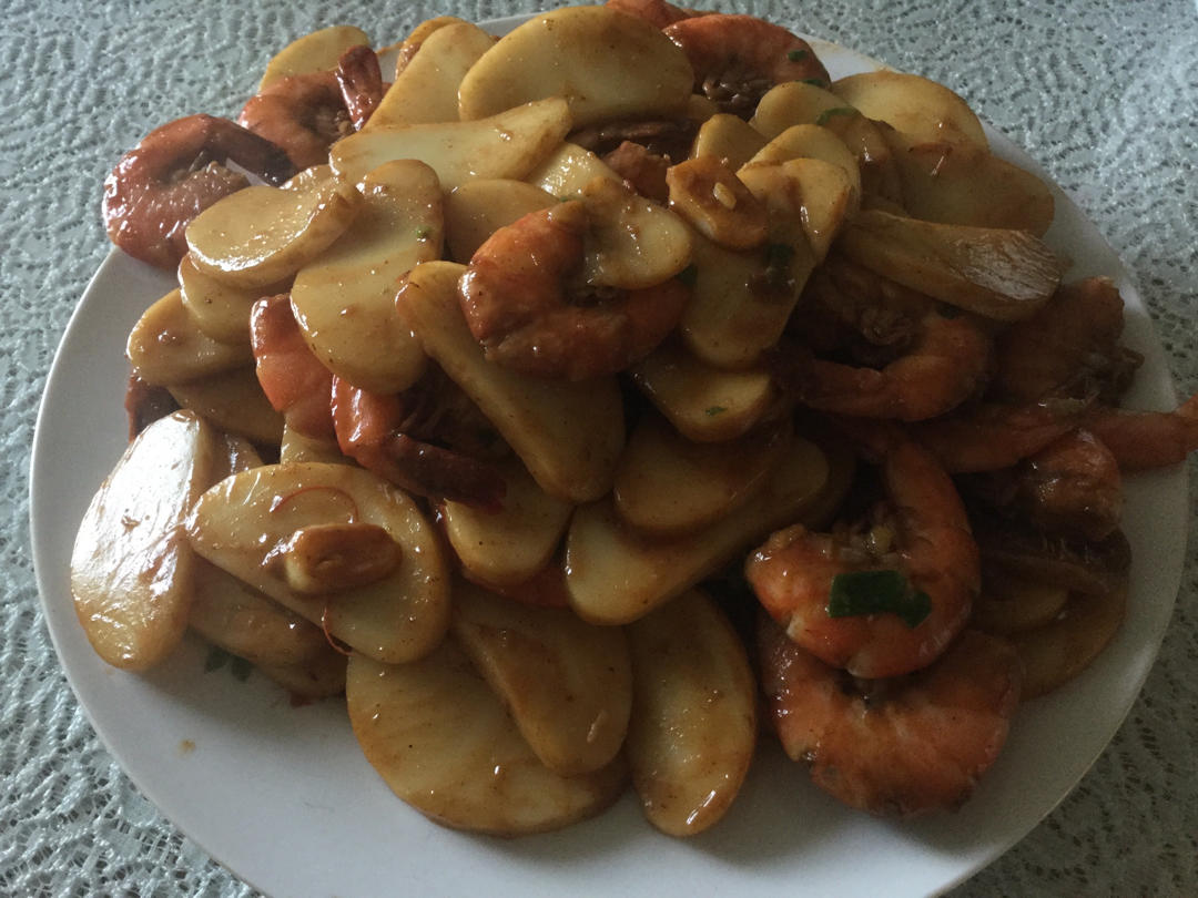 ㊙️年味‼️年糕油焖虾‼️糯米控的爱