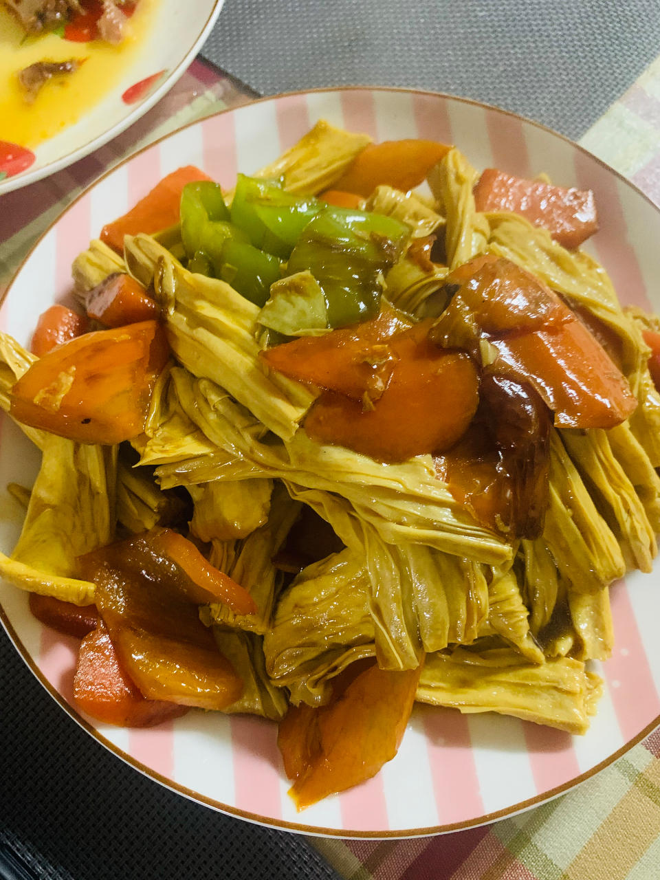 比肉还好吃的烧腐竹