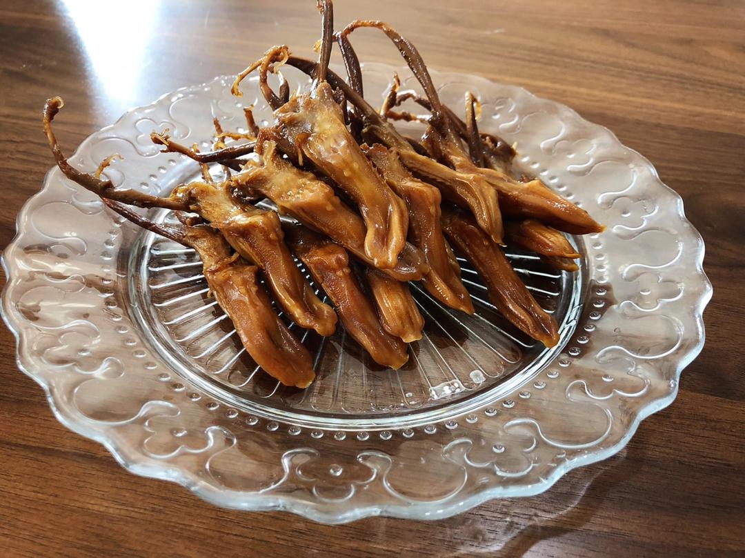 卤鸭舌