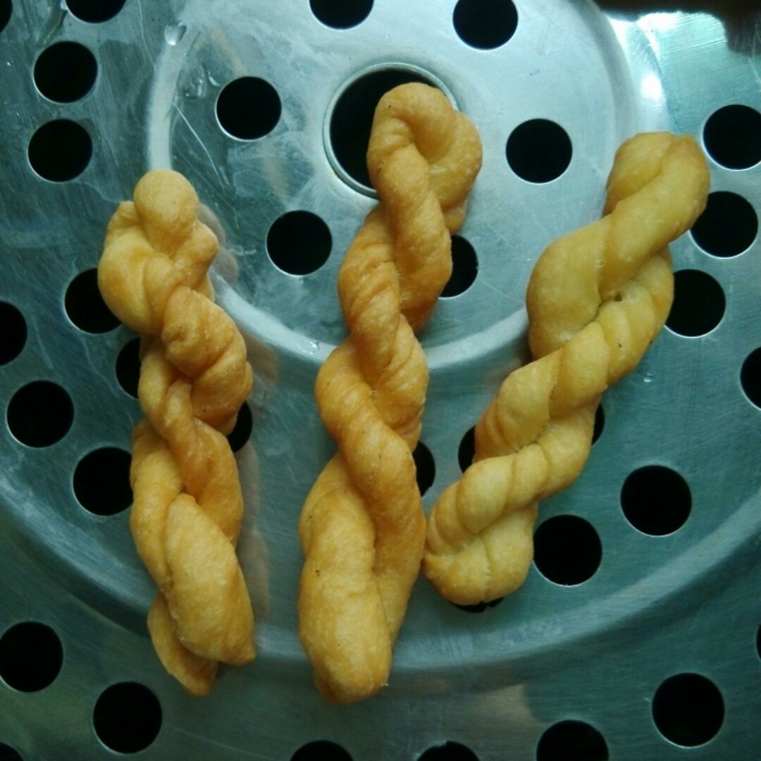 鸡蛋小麻花