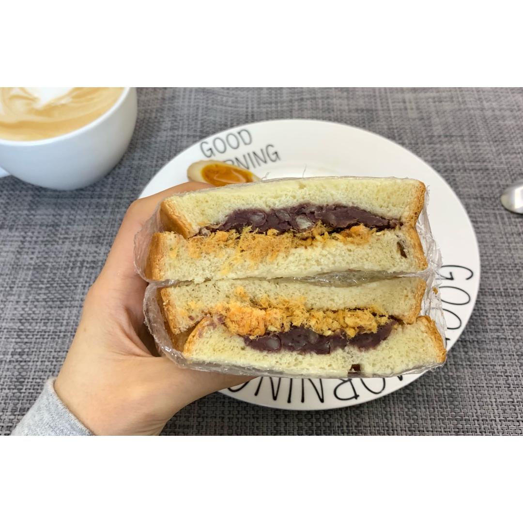 红豆麻薯肉松三明治 （层层诱惑，网红就是它啦）
