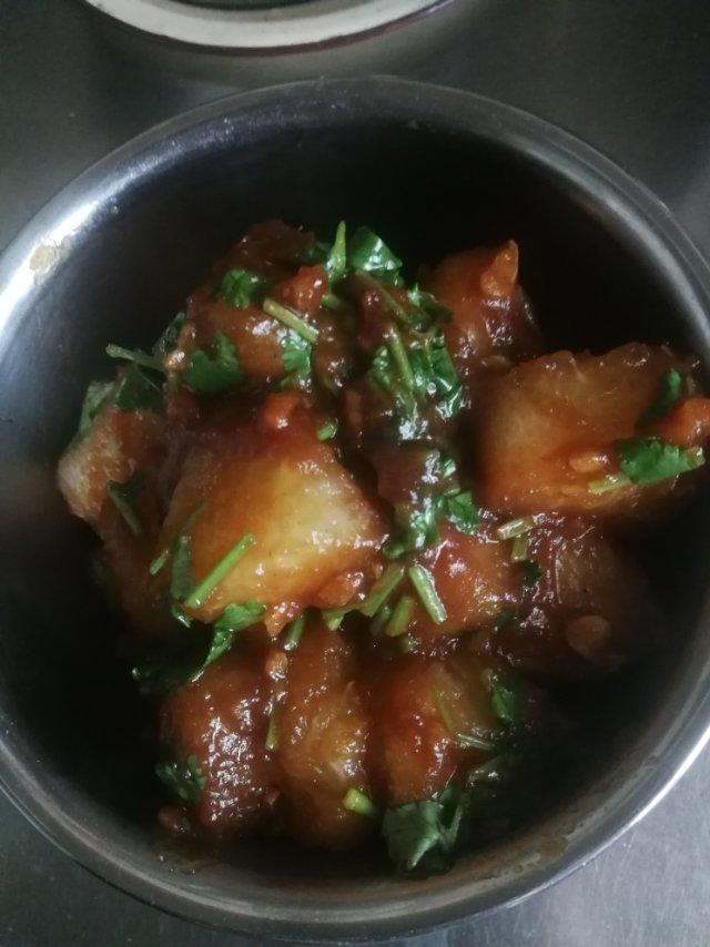 红烧冬瓜最完美做法，不加一滴水，瞬间秒杀红烧肉