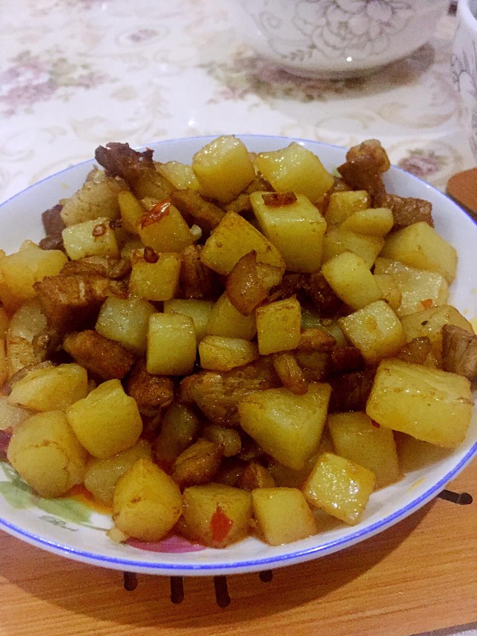 土豆烧肉