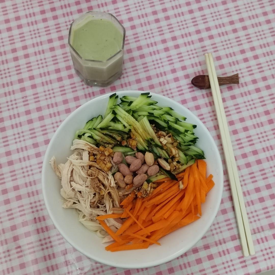🥒鸡丝凉面