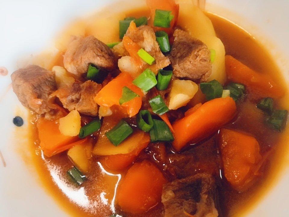 番茄土豆炖牛腩