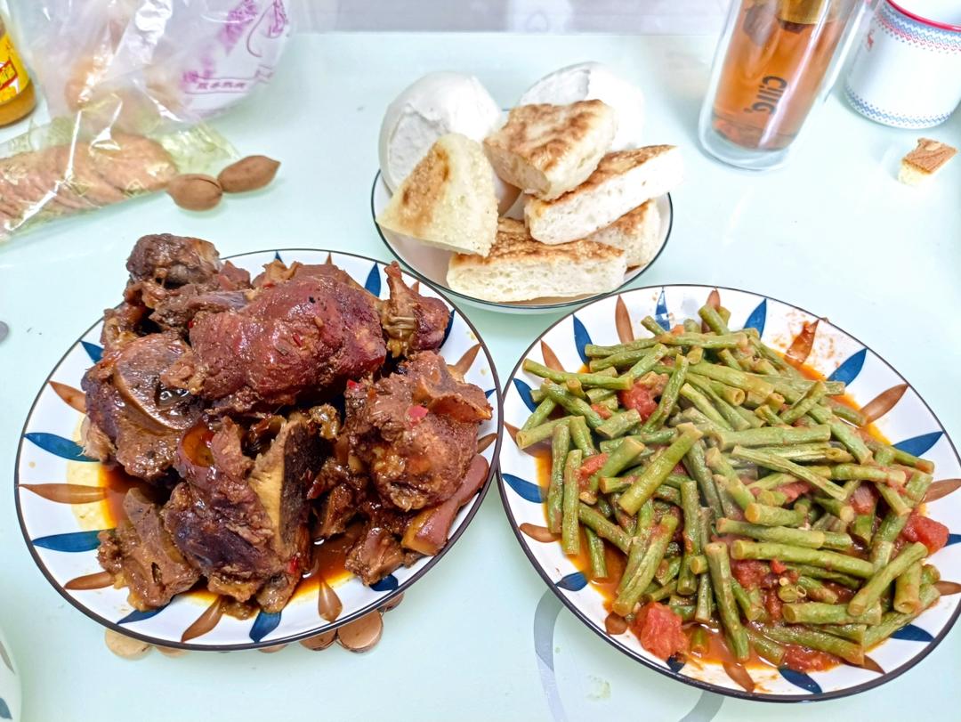 堂妈小厨——酱大棒骨