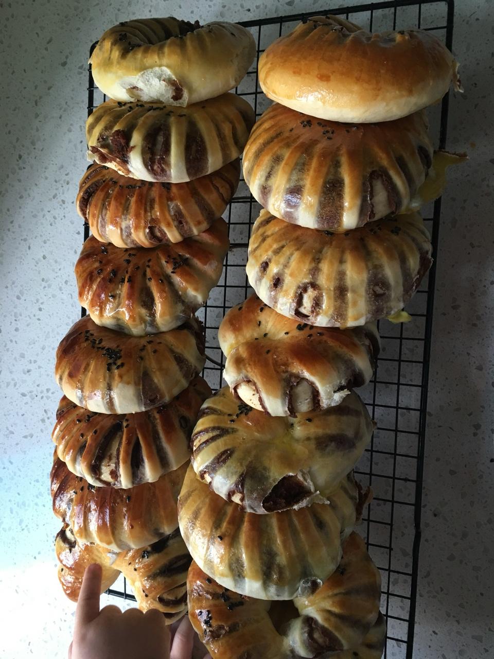 香软的红豆沙面包圈～淡奶油直接法