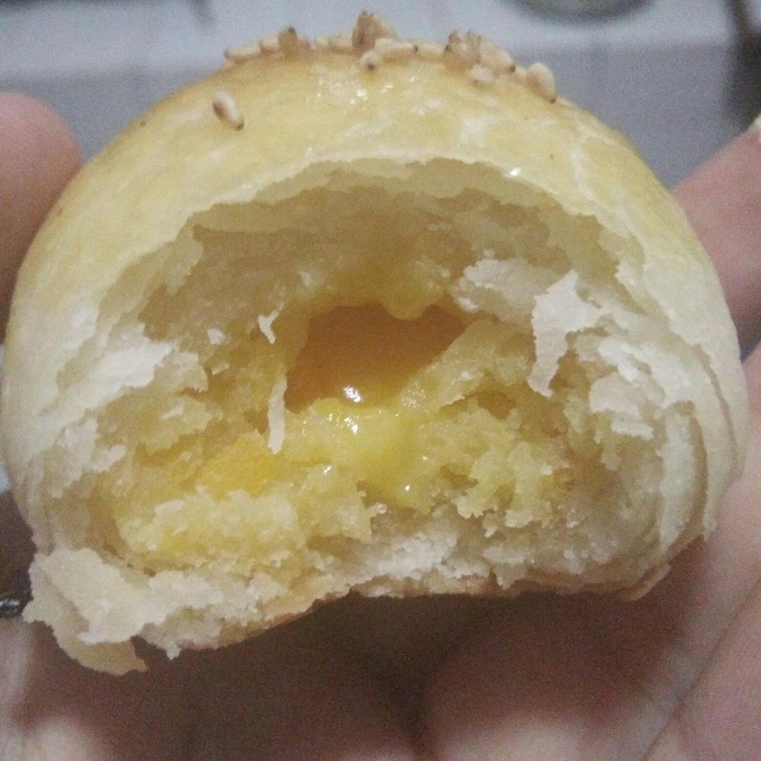 超详细图解版--流心奶黄月饼