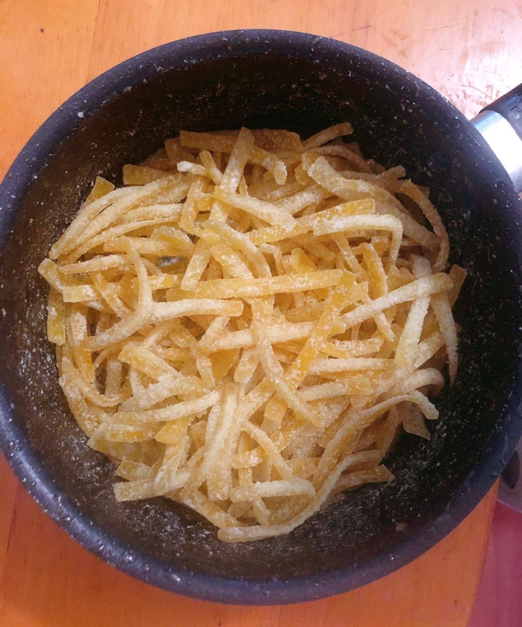 起沙挂霜柚子皮糖