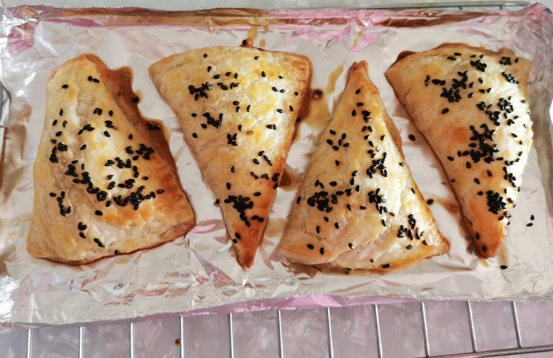 手抓饼香蕉派