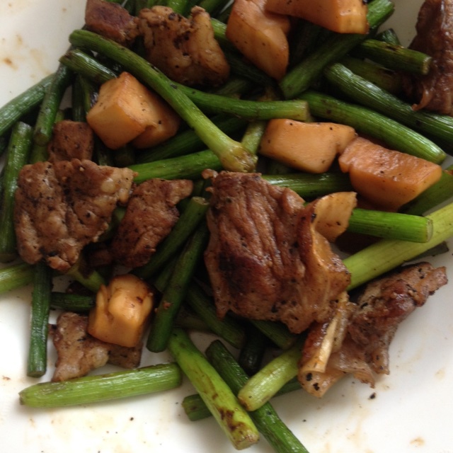 黑椒杏鲍菇牛肉粒