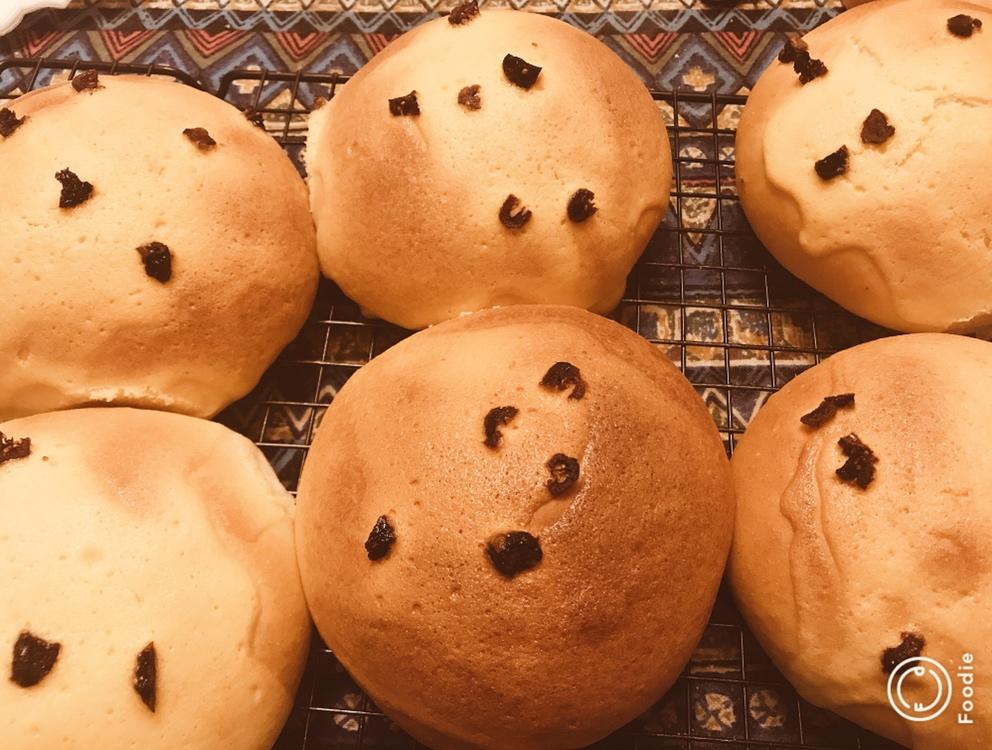 好吃到出炉就被抢光的墨西哥红豆面包