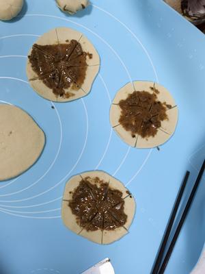 花卷、葱油饼、油酥饼（一面三用）的做法 步骤9