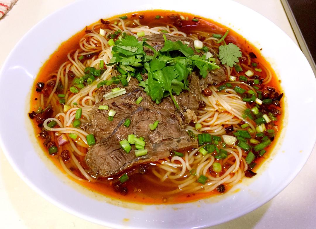 太简单满爱心牛肉面