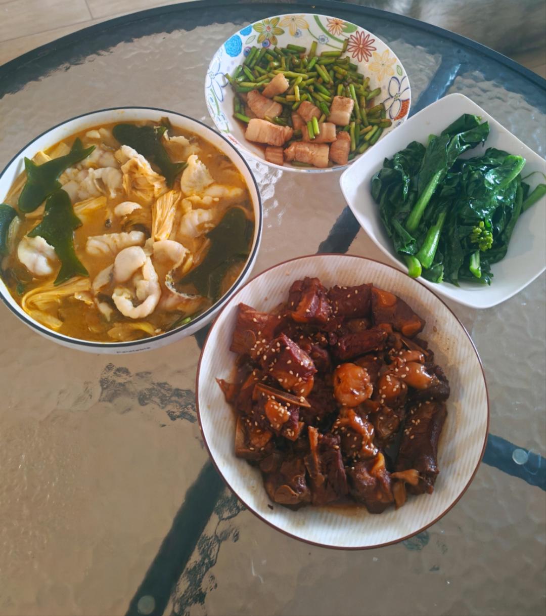 夏天一定要试试这道｜荔枝排骨