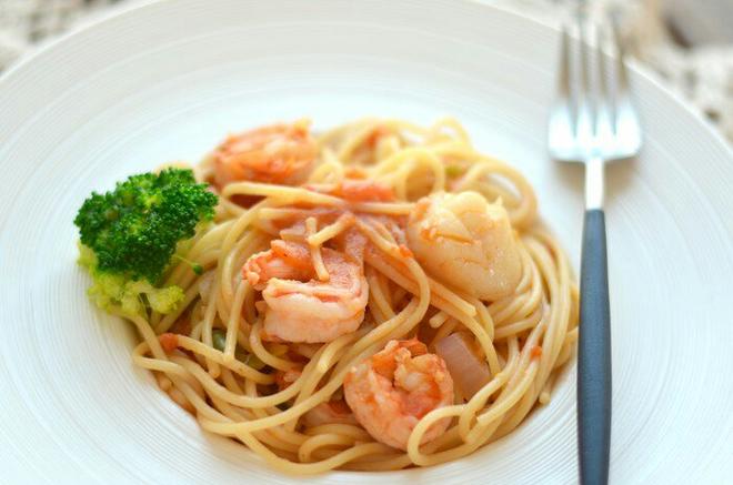 海鲜意面
Spaghetti with Seafood的做法