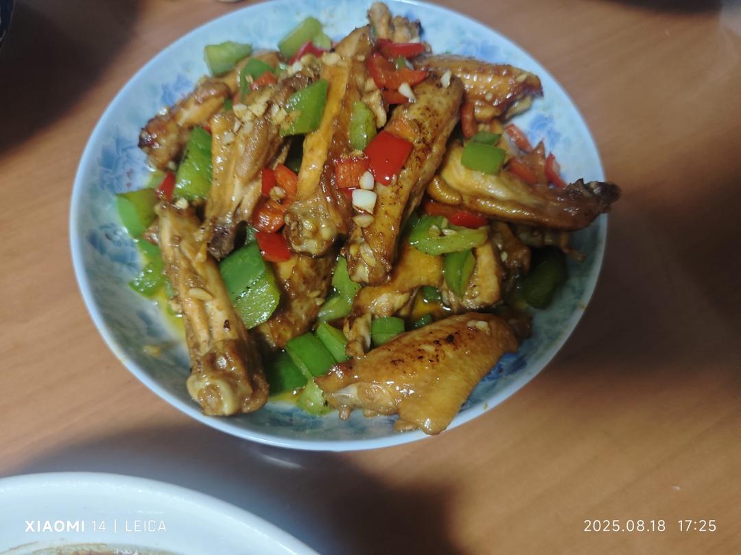 蒜香鸡翅，这才是鸡翅最好吃的做法