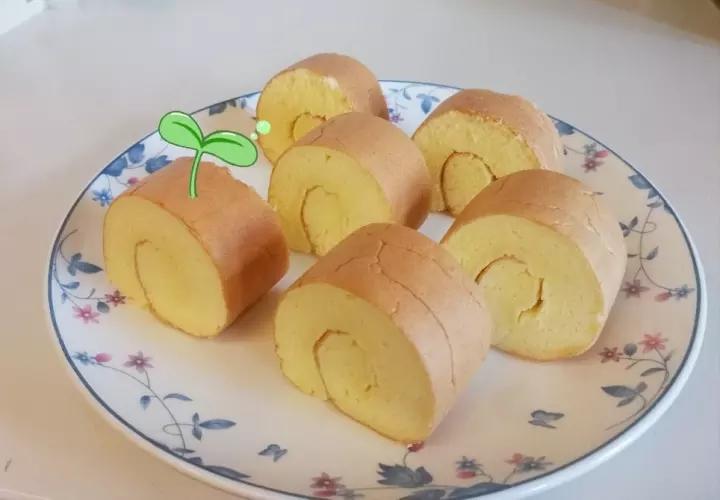 不开裂不掉皮的完美蛋糕卷