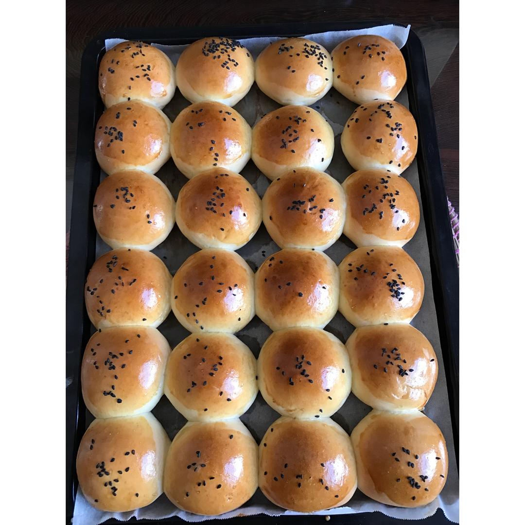 一次性发酵鲜奶油小面包