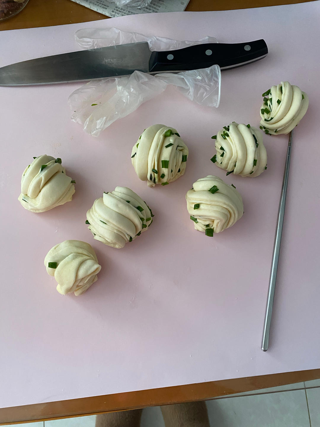 葱油花卷，一根筷子卷出漂亮的造型