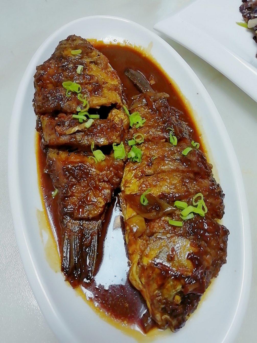 糖醋小鲫鱼