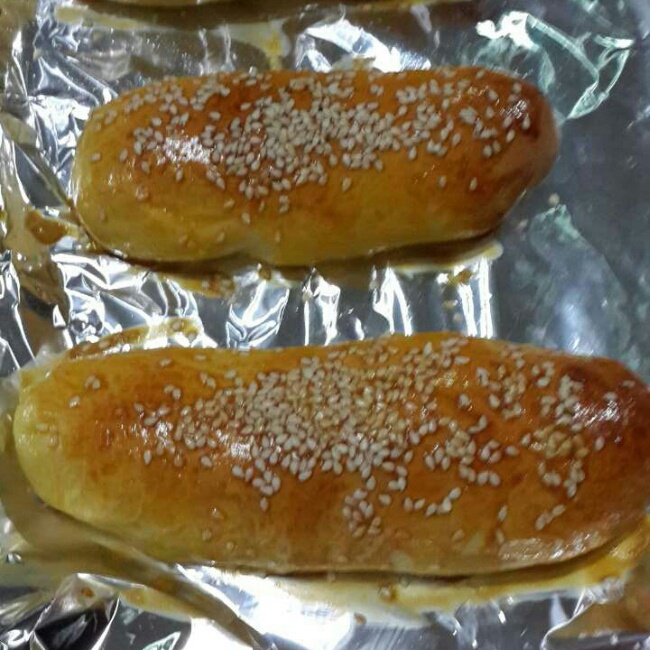 鸡尾包
