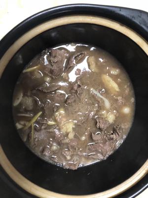 鱼露牛肉的做法 步骤3