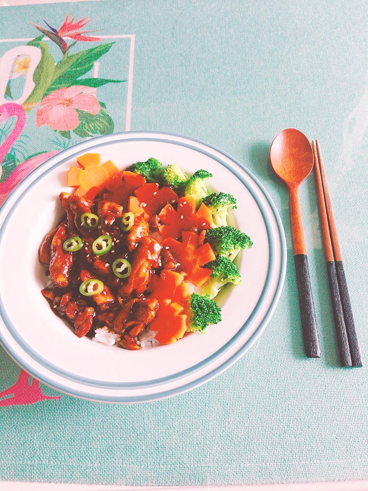 照烧鸡腿饭