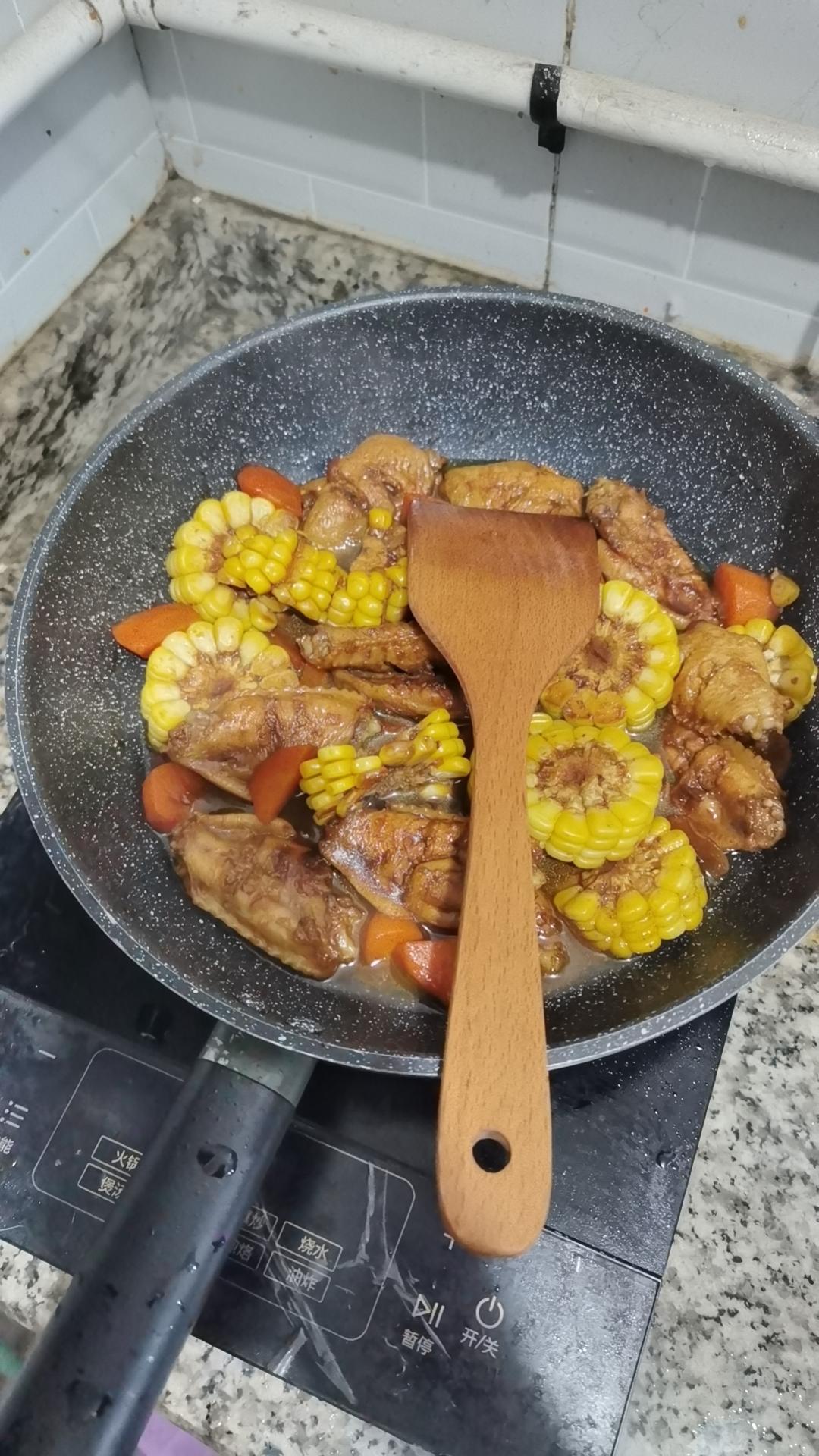 超级下饭又美味的玉米鸡翅煲！不加一滴水