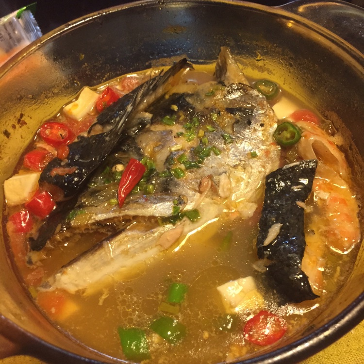 三文鱼头豆腐汤