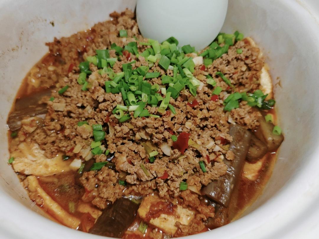 肉末茄子豆腐煲