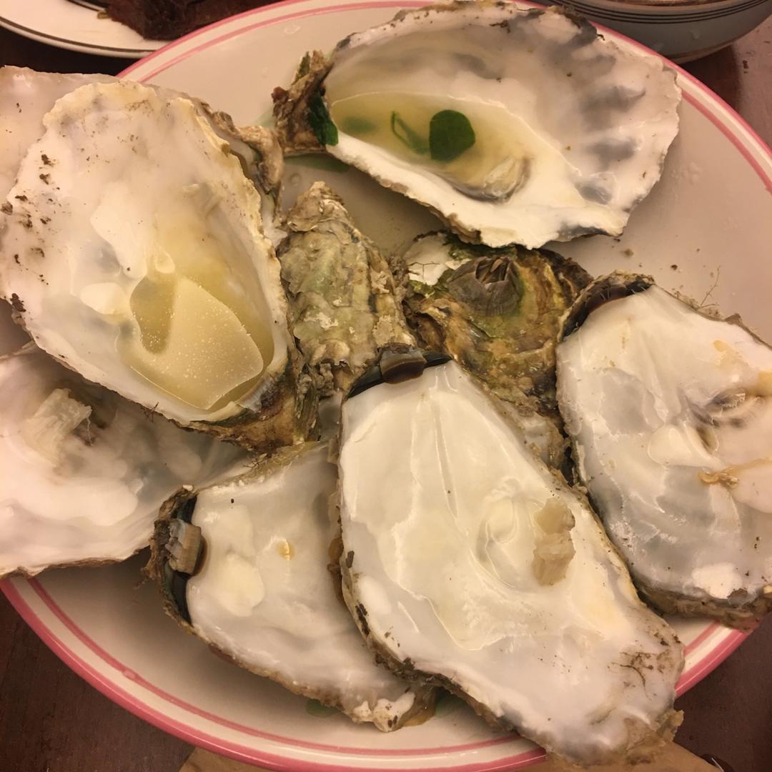 吃生蚝原味才是最鲜的