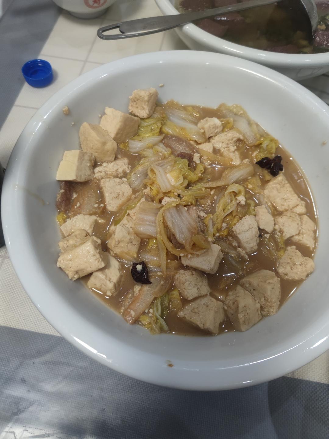 冬季最爱的家常菜！大白菜炖大豆腐或干豆腐